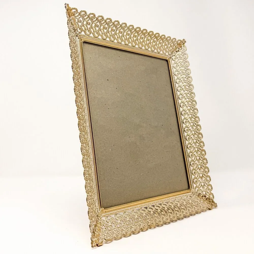 Vintage Hollywood Regency Gold Tone Filigree Metal Picture Frame 8x10
